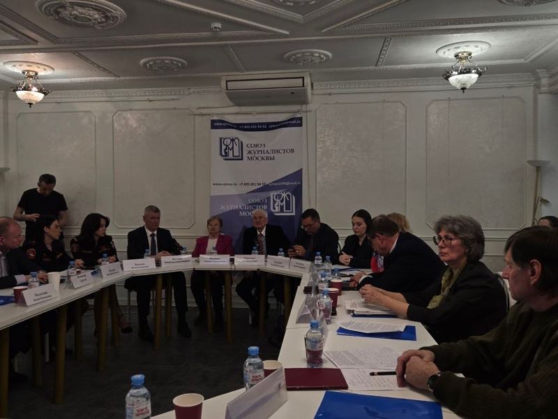 Round table participants